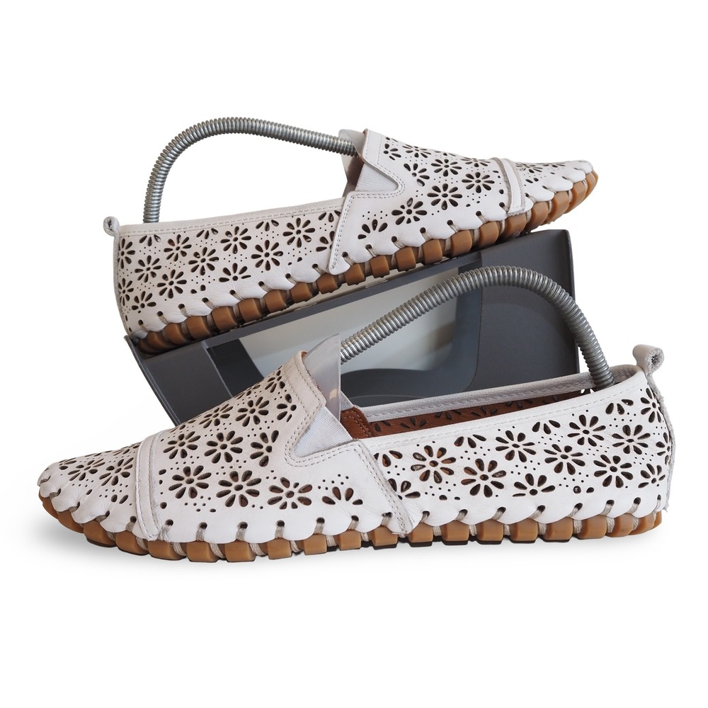 Spring Step Ingrid Womens 42 10.5-11 White Leather Floral Laser Cut Loafers